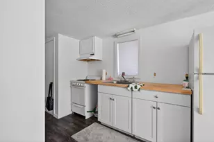 309 Sanford Rd, Wells, ME 04090 - Photo 7