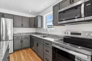 13 Feldspar Ln, Cumberland, ME 04021 - Photo 7