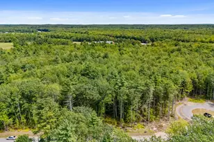 2 Dogwood Cir, Kennebunk, ME 04043 - Photo 3