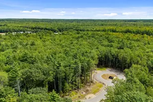 4 Dogwood Cir, Kennebunk, ME 04043 - Photo 3