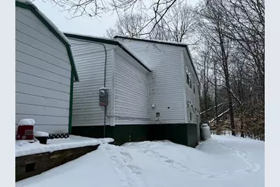 124 Broadway Street, Baileyville, ME 04694 - Photo 5