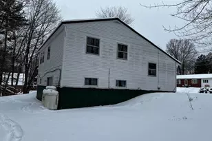 124 Broadway St, Baileyville, ME 04694 - Photo 7