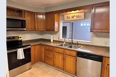 428 Essex Street, Bangor, ME 04401 - Photo 13