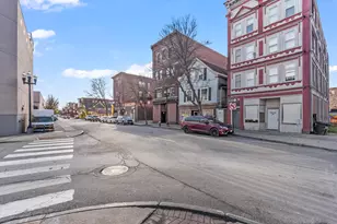 337 Lisbon St, Lewiston, ME 04240 - Photo 9