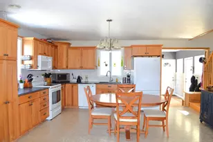 305 Market St, Fort Kent, ME 04743 - Photo 21