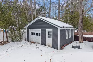 43 Westwood Ave, Millinocket, ME 04462 - Photo 5