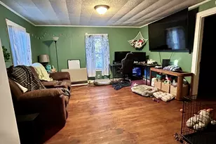 19 Elm St, Dexter, ME 04930 - Photo 5