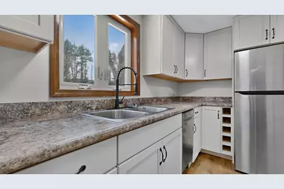 295 Hill Street, Biddeford, ME 04005 - Photo 15