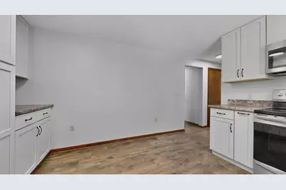 295 Hill Street, Biddeford, ME 04005 - Photo 17