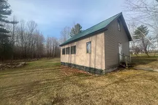 465 Powers Rd, Pittsfield, ME 04967 - Photo 5