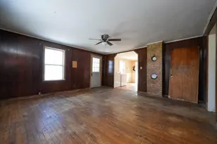 223 Coldbrook Rd, Hampden, ME 04444 - Photo 15