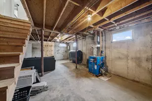 291 Sawyer Rd, Hampden, ME 04444 - Photo 29