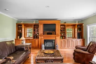 1290 State St, Veazie, ME 04401 - Photo 9