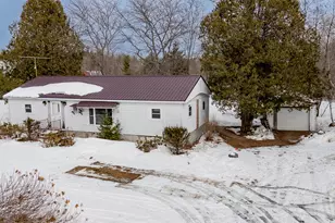583 Higgins Rd, Pittsfield, ME 04967 - Photo 1