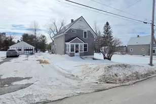 14 Pleasant St, Presque Isle, ME 04769 - Photo 1