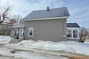 14 Pleasant St, Presque Isle, ME 04769 - Photo 5