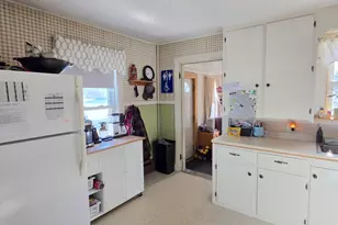 14 Pleasant St, Presque Isle, ME 04769 - Photo 11