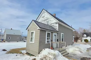 14 Pleasant St, Presque Isle, ME 04769 - Photo 7