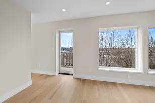 34 Hammond St, Portland, ME 04101 - Photo 19