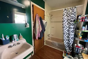 68 Prospect St, Millinocket, ME 04462 - Photo 23