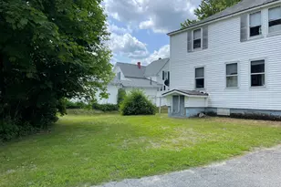 68 Prospect St, Millinocket, ME 04462 - Photo 5