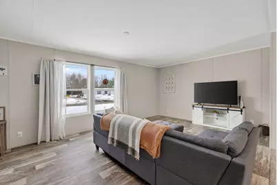 111 Rosewood Drive, Farmington, ME 04938 - Photo 9