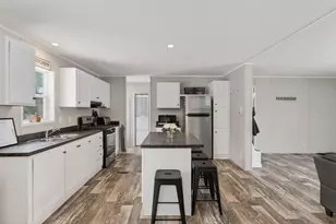 111 Rosewood Dr, Farmington, ME 04938 - Photo 19