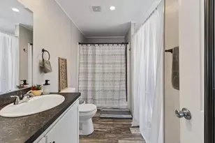 111 Rosewood Dr, Farmington, ME 04938 - Photo 7