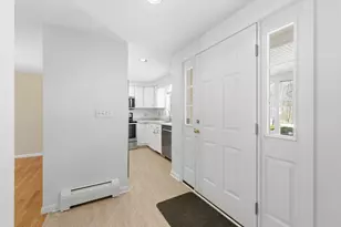 9 Hampton Glen Dr, Kennebunk, ME 04043 - Photo 5