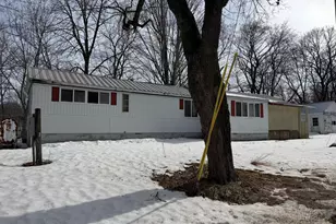 17 Water St, Mechanic Falls, ME 04256 - Photo 21