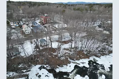 17 Water Street, Mechanic Falls, ME 04256 - Photo 3
