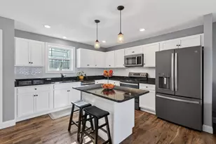 37 Kapok St, Old Orchard Beach, ME 04064 - Photo 7