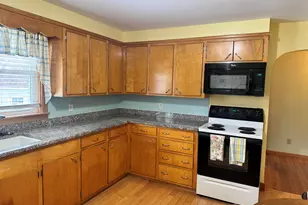 9 Greenacre Rd, Old Orchard Beach, ME 04064 - Photo 3