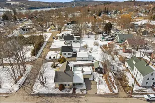 14 Oak St, Bucksport, ME 04496 - Photo 5