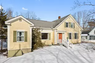 14 Oak St, Bucksport, ME 04496 - Photo 3