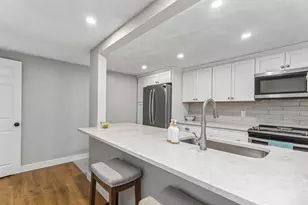 31 E Grand Ave, Old Orchard Beach, ME 04064 - Photo 3