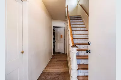 291 Bates Street, Lewiston, ME 04240 - Photo 7