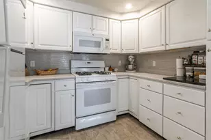 3 Kensington Dr, Kennebunk, ME 04043 - Photo 7