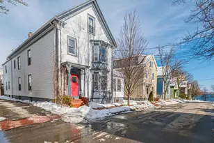 33 O'Brion St, Portland, ME 04101 - Photo 1