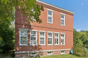 85 Middle St, Hallowell, ME 04347 - Photo 7