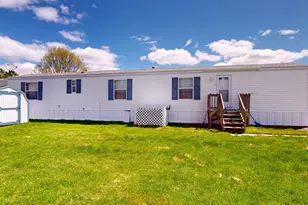 10 Sarah Ave, Lewiston, ME 04240 - Photo 19