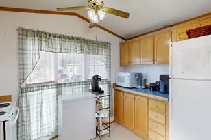 10 Sarah Ave, Lewiston, ME 04240 - Photo 5