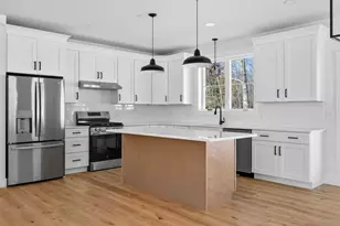 10 Aerie Dr, Gray, ME 04039 - Photo 13