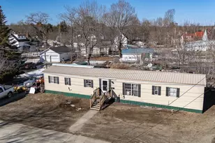 3 Clinton St, Milo, ME 04463 - Photo 3