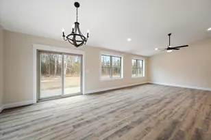 678 Streamside Ave, Hermon, ME 04401 - Photo 15