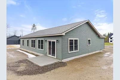 678 Streamside Avenue, Hermon, ME 04401 - Photo 5