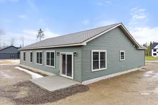 678 Streamside Ave, Hermon, ME 04401 - Photo 5