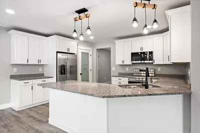 673 Streamside Avenue, Hermon, ME 04401 - Photo 13