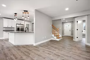 673 Streamside Ave, Hermon, ME 04401 - Photo 11