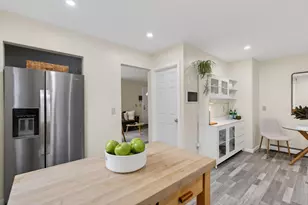 7 Farm Hill Rd, Cape Elizabeth, ME 04107 - Photo 9